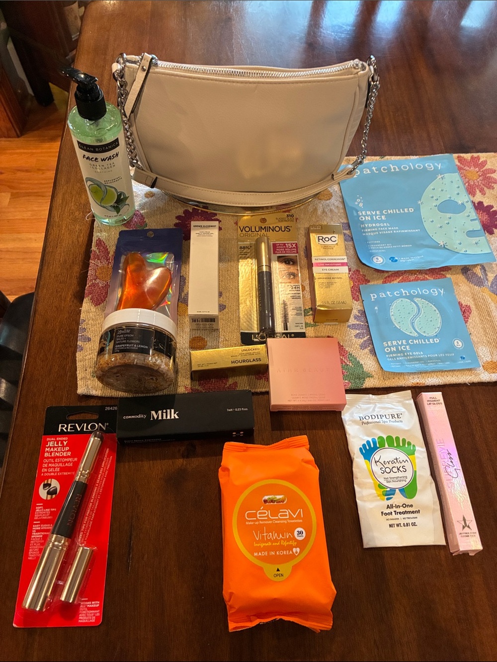 Beauty bundle with purse